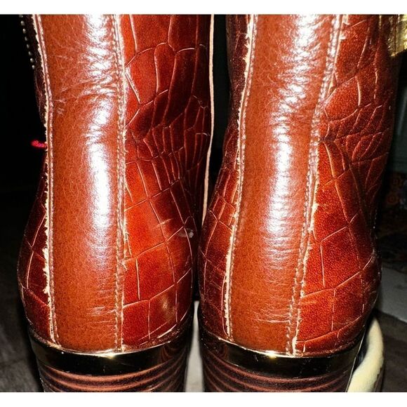 Isola Daylin Bootie sz 7 EUC - Picture 6 of 12